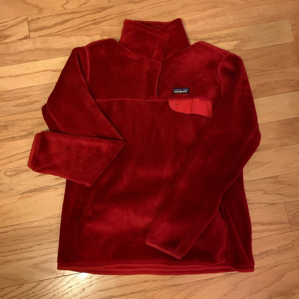 Red women’s Patagonia 1/4 button jacket